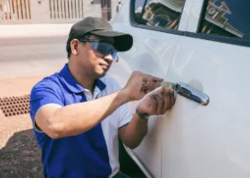 Car Locksmith in Northbrook, IL